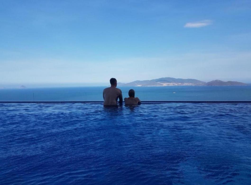 Beachfront Scenia Bay Apartment ญาจาง ภายนอก รูปภาพ