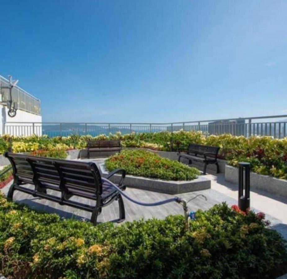 Beachfront Scenia Bay Apartment ญาจาง ภายนอก รูปภาพ