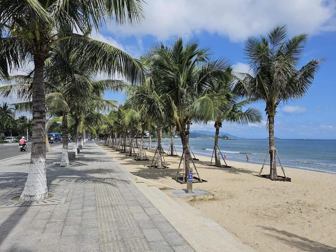 Beachfront Scenia Bay Apartment ญาจาง ภายนอก รูปภาพ